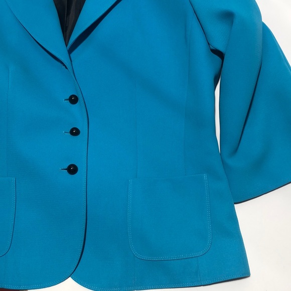 Tahari blazer in bright Turquoise colour - Picture 5 of 8